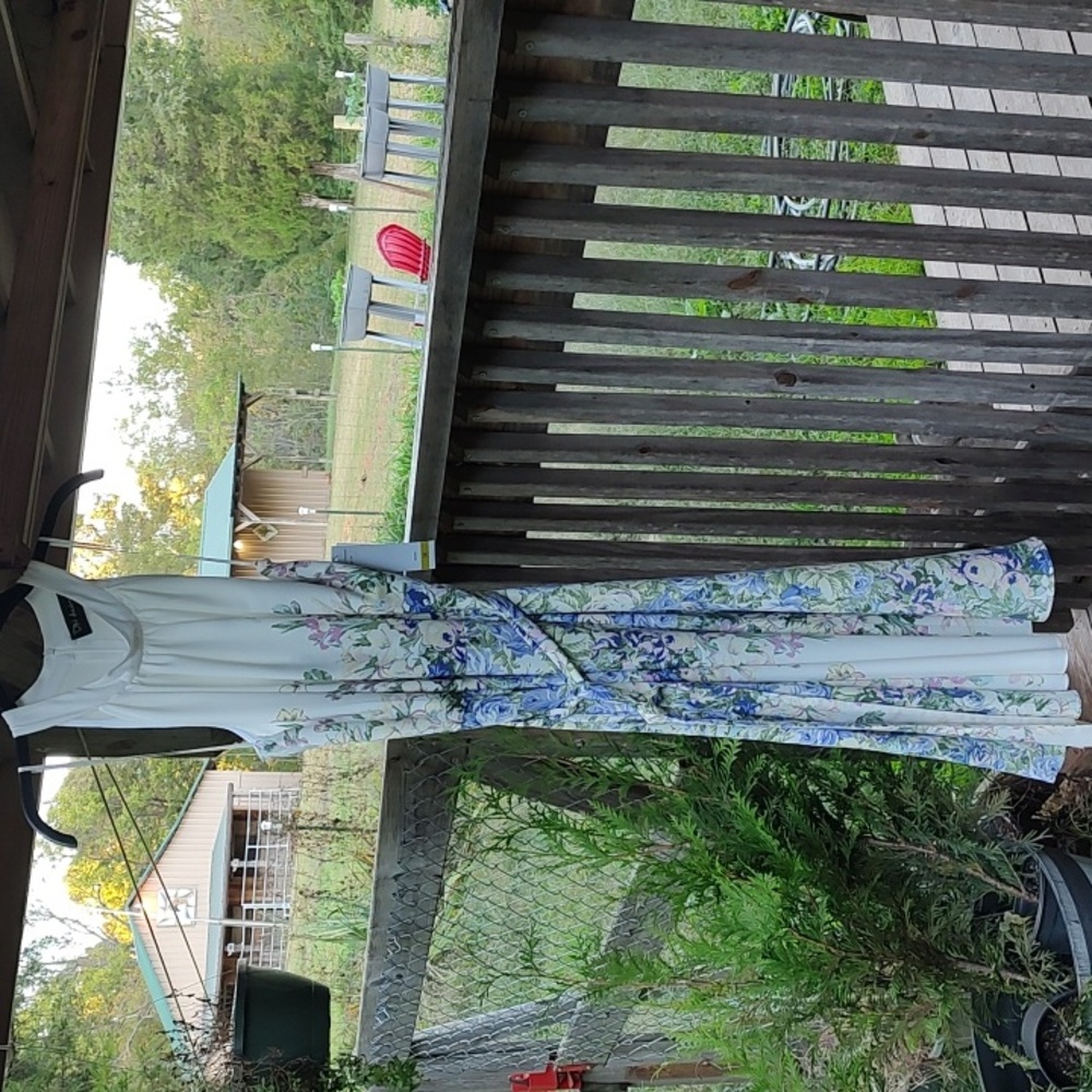 Tion Design Ivory and Pink Floral Dress